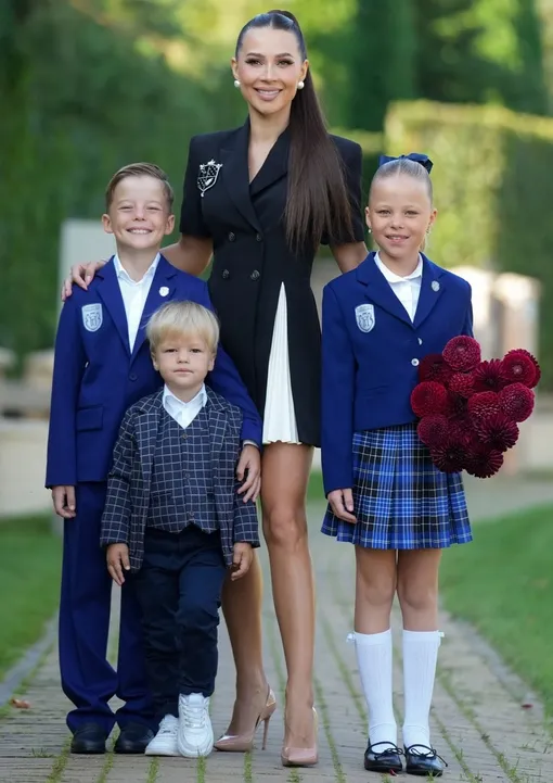 У Валерии Чекалиной есть трое детей