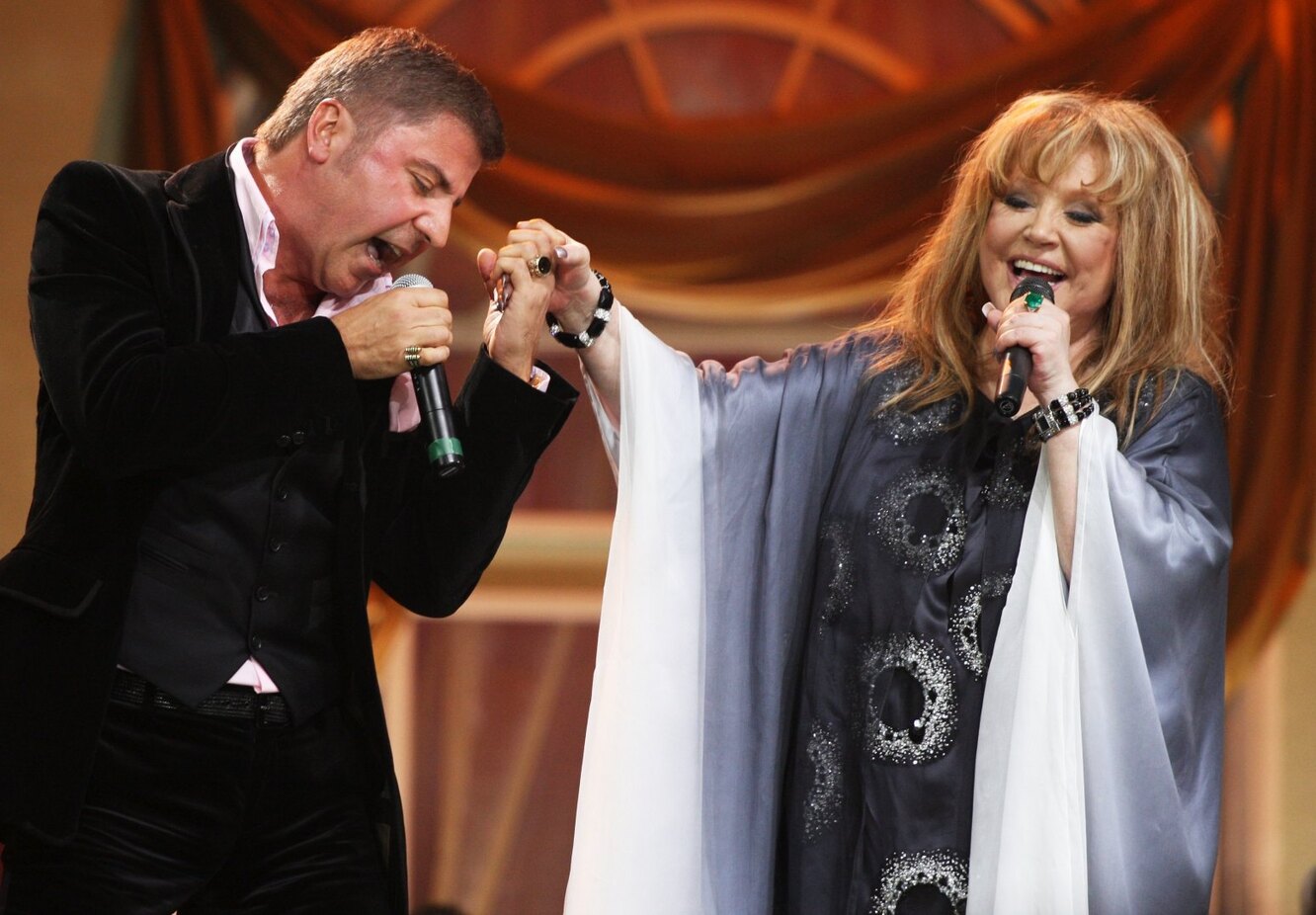 https://images.thevoicemag.ru/upload/img_cache/d23/d2384d43613cdf6ca886c29813ee0c21_cropped_1332x926.jpg