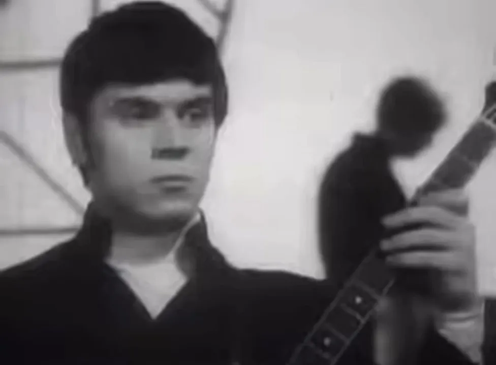 Нажми и смотри