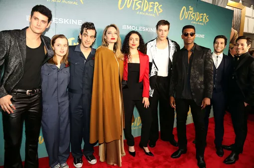 Анджелина и ее дочь снялись с командой проекта Анджелина и ее дочь снялись с командой проекта