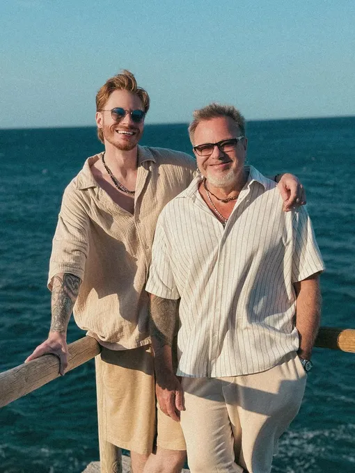 Владимир Пресняков встретился с сыном Никитой в Испании