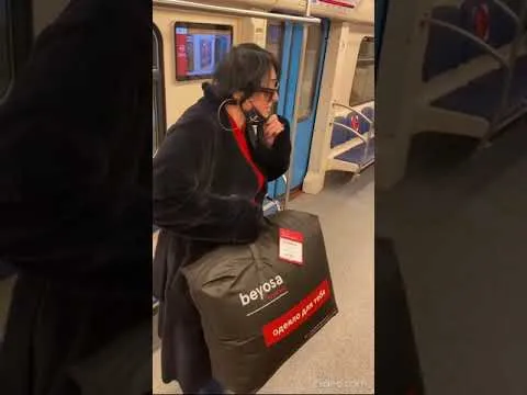 Нажми и смотри