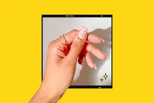 Цветочный бум: 15 «оживших» идей весеннего маникюра с флористическим принтом