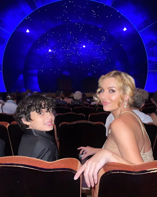 Клер МакКанн заявила, что ее сын покончил с собой из-за школьной травли Клер МакКанн заявила, что ее сын покончил с собой из-за школьной травли