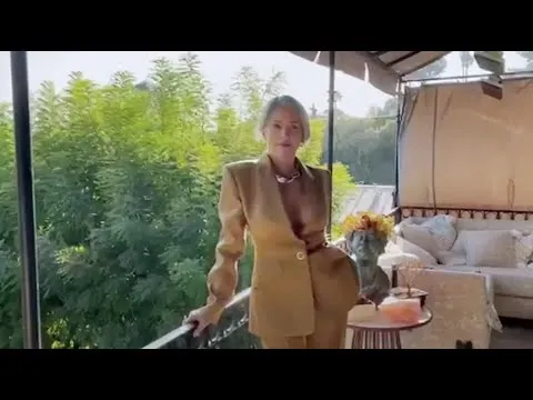 Нажми и смотри
