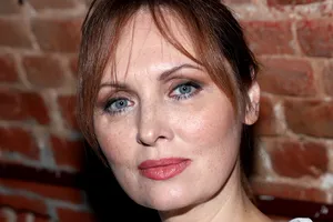 «Она называла меня мамой»: Елена Ксенофонтова разрыдалась из-за смерти тяжелобольной поклонницы