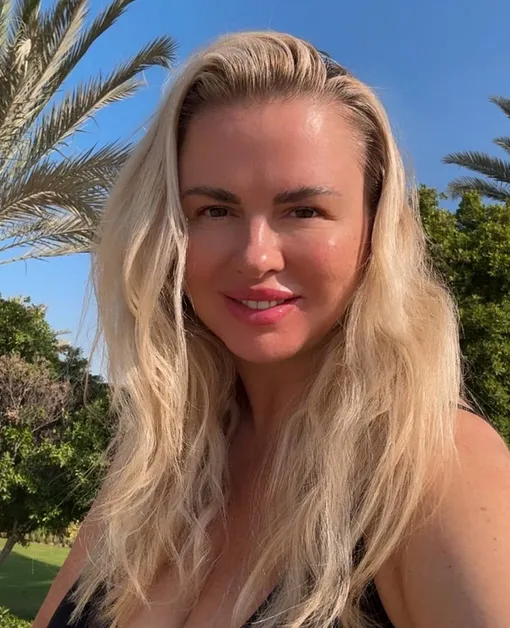 Анна Семенович с юмором реагирует на недоброжелателей