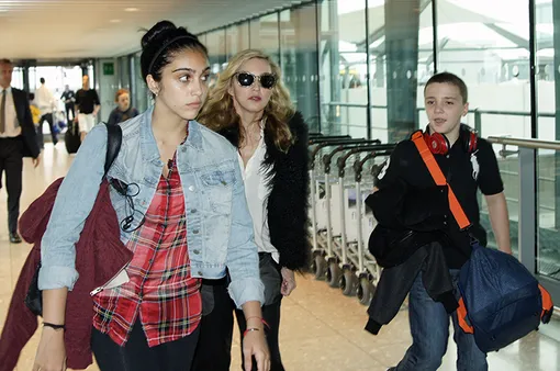 многодетная мама мадонна многодетная мама мадонна