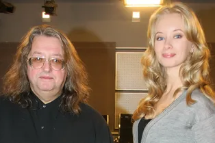 Вдова Градского объяснила, почему на его могиле появился не тот памятник, на котором настаивала его бывшая жена