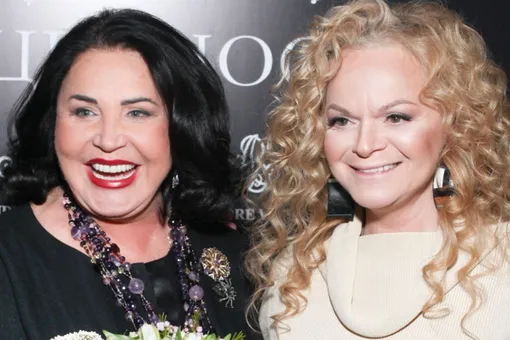 «Из всех жизненных передряг Лара выходит с честью»: Надежда Бабкина высказалась о Долиной в день ее 70-летия «Из всех жизненных передряг Лара выходит с честью»: Надежда Бабкина высказалась о Долиной в день ее 70-летия