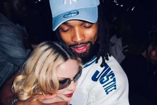 Мадонна тайно обручилась с бойфрендом на 37 лет ее младше Мадонна тайно обручилась с бойфрендом на 37 лет ее младше