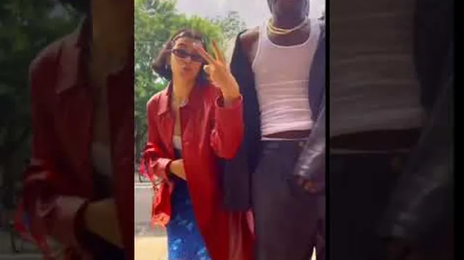 Нажми и смотри