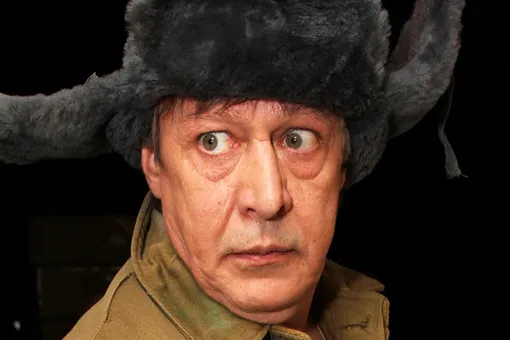 Михаил Ефремов сорвал свое УДО из-за найденного в его вещах мобильника с выходом в Интернет Михаил Ефремов сорвал свое УДО из-за найденного в его вещах мобильника с выходом в Интернет