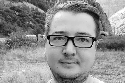 «Нашли убитым»: 40-летний российский актер Александр Коровников погиб в Тбилиси «Нашли убитым»: 40-летний российский актер Александр Коровников погиб в Тбилиси