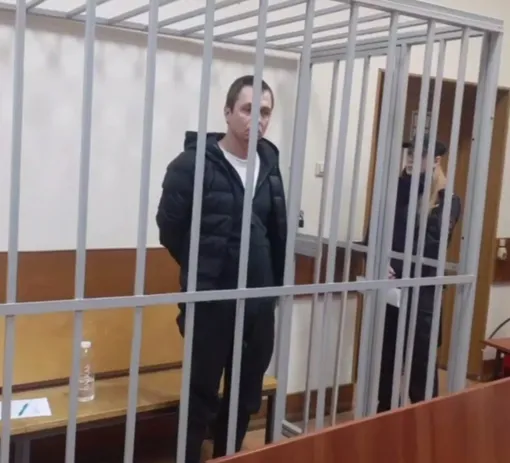 Владимир Аблогин попал в СИЗО после обвинений в мошенничестве Владимир Аблогин попал в СИЗО после обвинений в мошенничестве