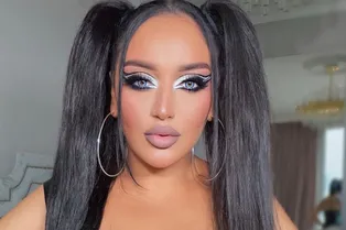 «Купит всё, что душа пожелает!»: Гоар Аветисян подарила отцу 7 миллионов рублей «Купит всё, что душа пожелает!»: Гоар Аветисян подарила отцу 7 миллионов рублей