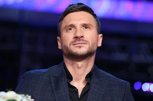 «Я еле собрался с силами»: Сергей Лазарев вышел в свет в трауре после трагедии в семье «Я еле собрался с силами»: Сергей Лазарев вышел в свет в трауре после трагедии в семье