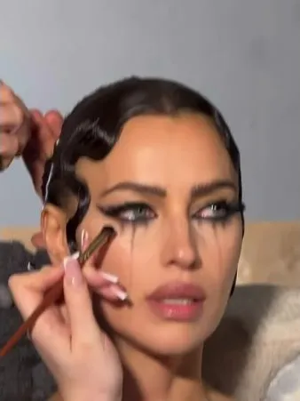 Нажми и смотри