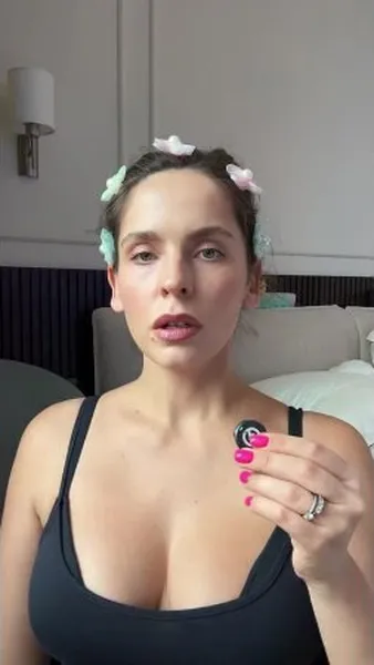 Нажми и смотри