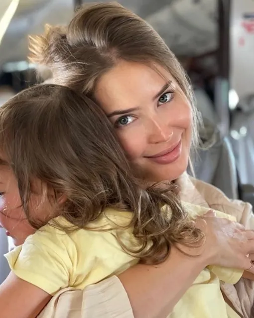 Алена Гаврилова воспитывает дочь от Эмина