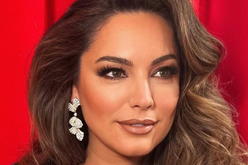 Әйелінің жалаңаш жеке суреті