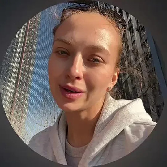 Нажми и смотри