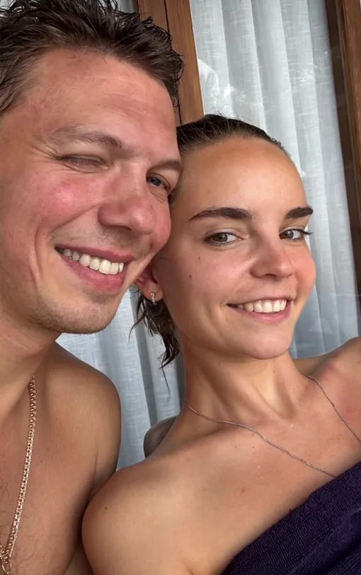 Дмитрий Соловьев и Дина Аверина поженились 7 июля Дмитрий Соловьев и Дина Аверина поженились 7 июля