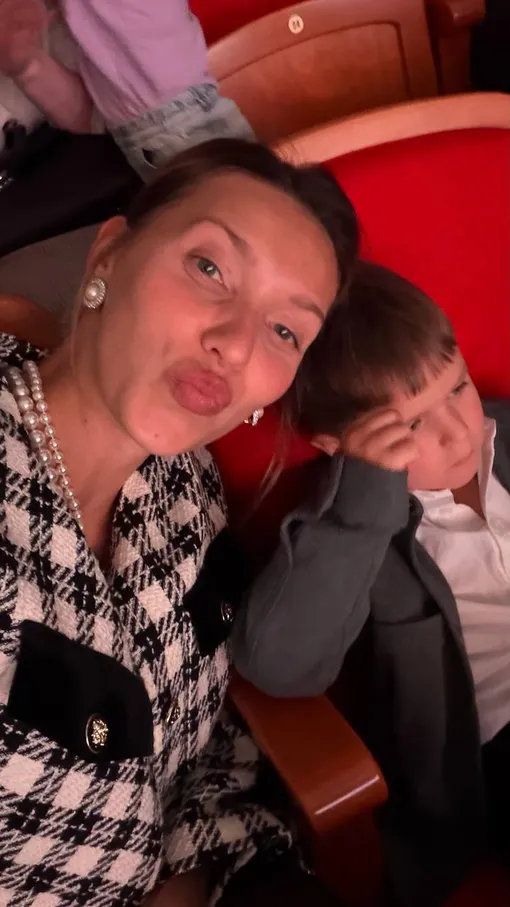 Регина Тодоренко со средним сыном