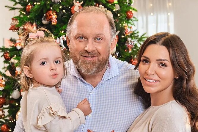 Константин Ивлев эмоционально поздравил дочь от первого брака с десятилетием