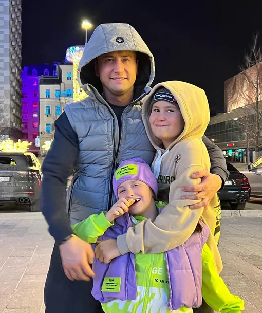 Павел Прилучный старается уделять детям максимум внимания