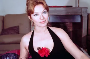 Как Марина Влади выглядела в начале карьеры и что происходит с актрисой сейчас Как Марина Влади выглядела в начале карьеры и что происходит с актрисой сейчас