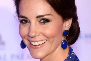 «Кейт — судьба Уильяма!»: фото Питера Миддлтона с принцем Филиппом взорвало Сеть «Кейт — судьба Уильяма!»: фото Питера Миддлтона с принцем Филиппом взорвало Сеть