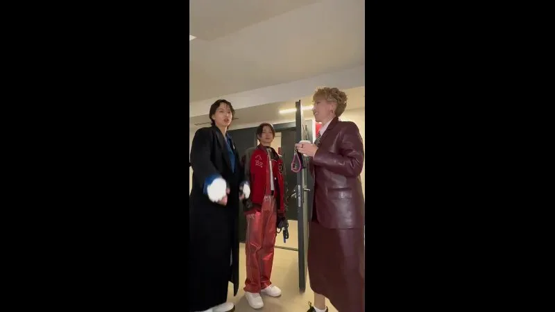 Нажми и смотри Нажми и смотри