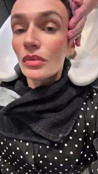 Нажми и смотри