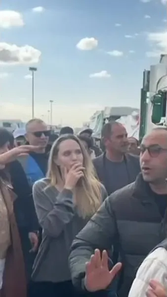 Нажми и смотри