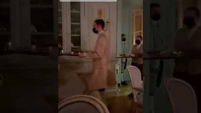Нажми и смотри