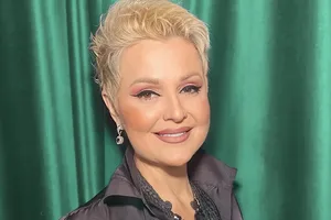 «Вечерняя Москва прекрасна!»: Маргарита Суханкина впервые за долгое время снялась с приемными детьми