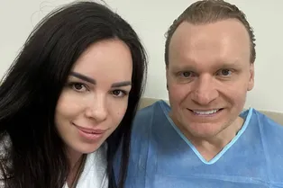 «Я впервые увидел, как появляется на свет ребенок»: победивший онкологию Сергей Сафронов стал отцом в четвертый раз «Я впервые увидел, как появляется на свет ребенок»: победивший онкологию Сергей Сафронов стал отцом в четвертый раз