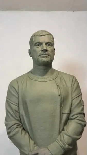 Нажми и смотри