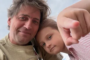 «Уже 8! Я не успеваю!»: актер сериала «Тверская» Иван Колесников показал младшую дочь в день ее рождения «Уже 8! Я не успеваю!»: актер сериала «Тверская» Иван Колесников показал младшую дочь в день ее рождения