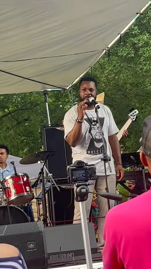 Малькольм-Джамал Уорнер утонул на Коста-Рике Малькольм-Джамал Уорнер утонул на Коста-Рике