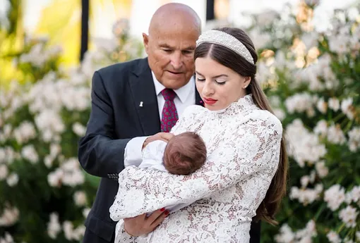 Хорст-Дитер Эш и Алина крестили дочь Марселину, которая родилась в мае