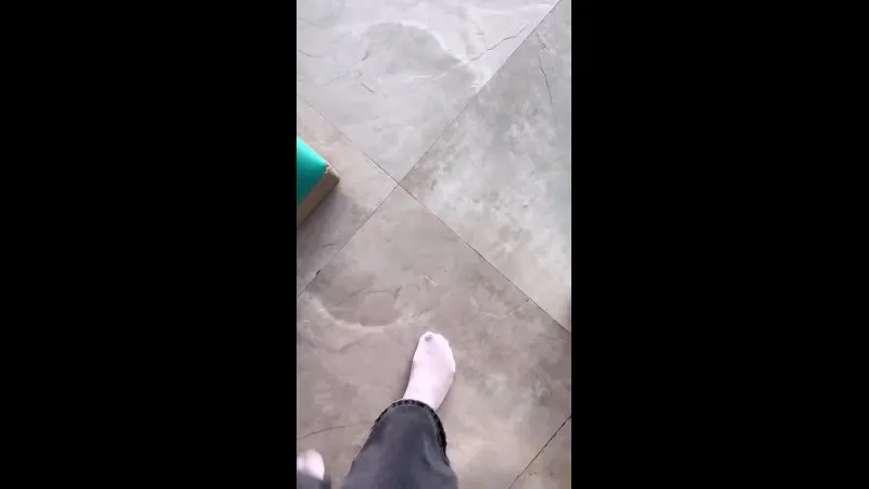 Нажми и смотри