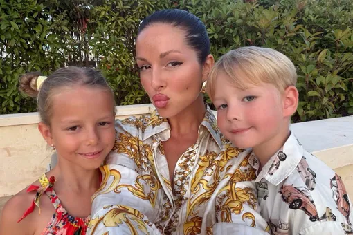 «В самое сердечко»: Нюша показала детей от бывшего мужа на жарком курорте «В самое сердечко»: Нюша показала детей от бывшего мужа на жарком курорте
