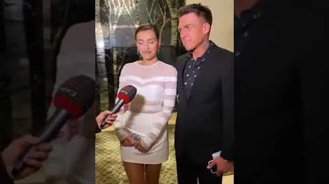 Нажми и смотри