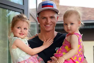 «Шоу-бизнес затянул»: бывший муж Ольги Бузовой завершил футбольную карьеру «Шоу-бизнес затянул»: бывший муж Ольги Бузовой завершил футбольную карьеру