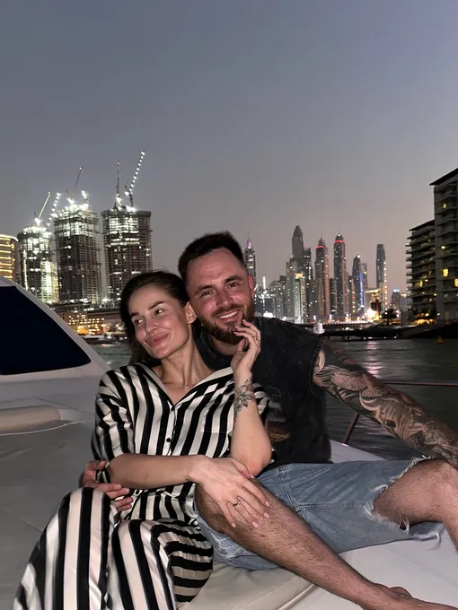 Севиль и Тони встречаются три года