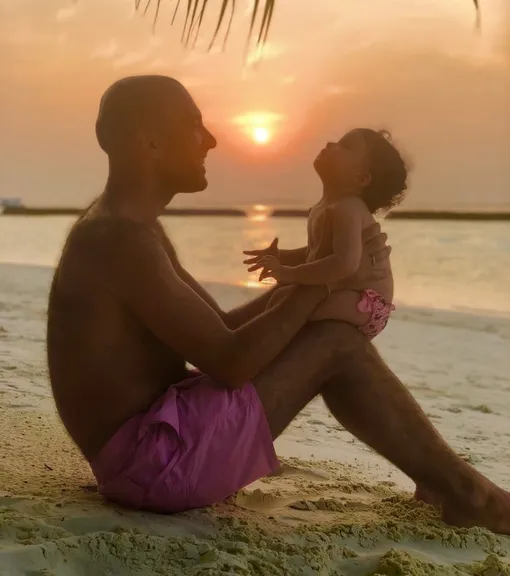 Евгений Папунаишвили признался, что дочь сделала его самым счастливым человеком на свете Евгений Папунаишвили признался, что дочь сделала его самым счастливым человеком на свете