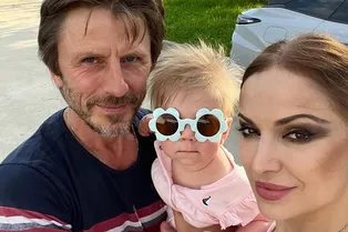 «Наш папа вырастил овощи для своей булочки»: Маргарита Дробязко показала умилительное видео с дочерью «Наш папа вырастил овощи для своей булочки»: Маргарита Дробязко показала умилительное видео с дочерью