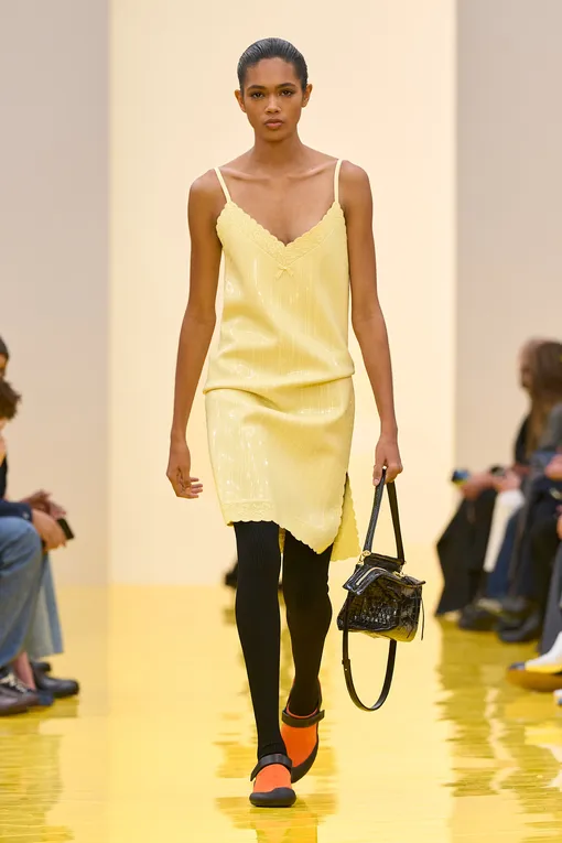 Loewe осень-зима 2026 Loewe осень-зима 2026